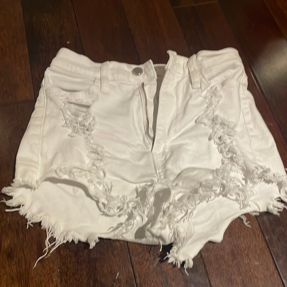 Shorts - Picture 1 of 3